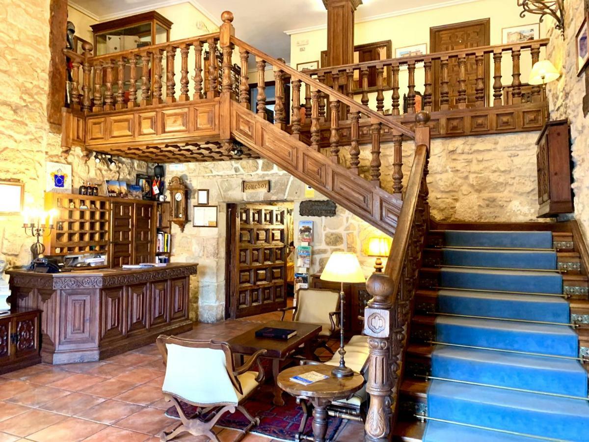 סנטו דומינגו דה סילוס Hotel Tres Coronas De Silos מראה חיצוני תמונה